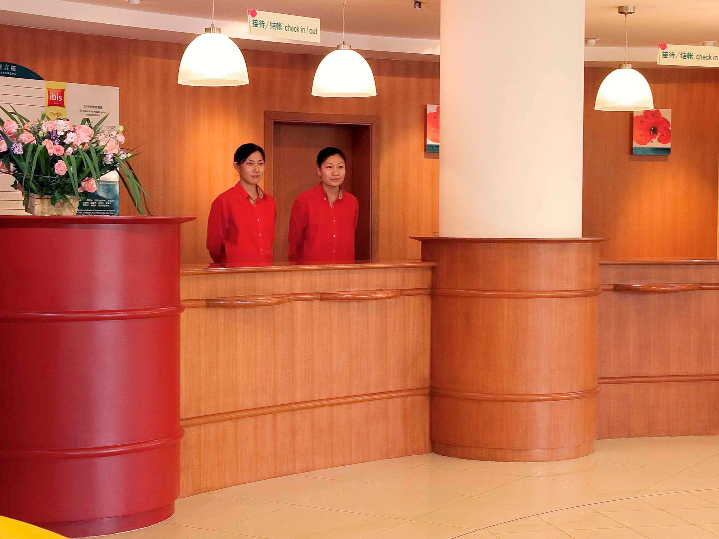Hotel Ibis Tianjin Teda Exterior foto