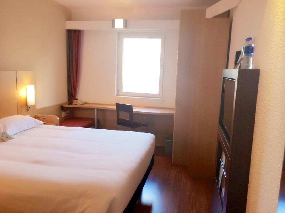Hotel Ibis Tianjin Teda Exterior foto