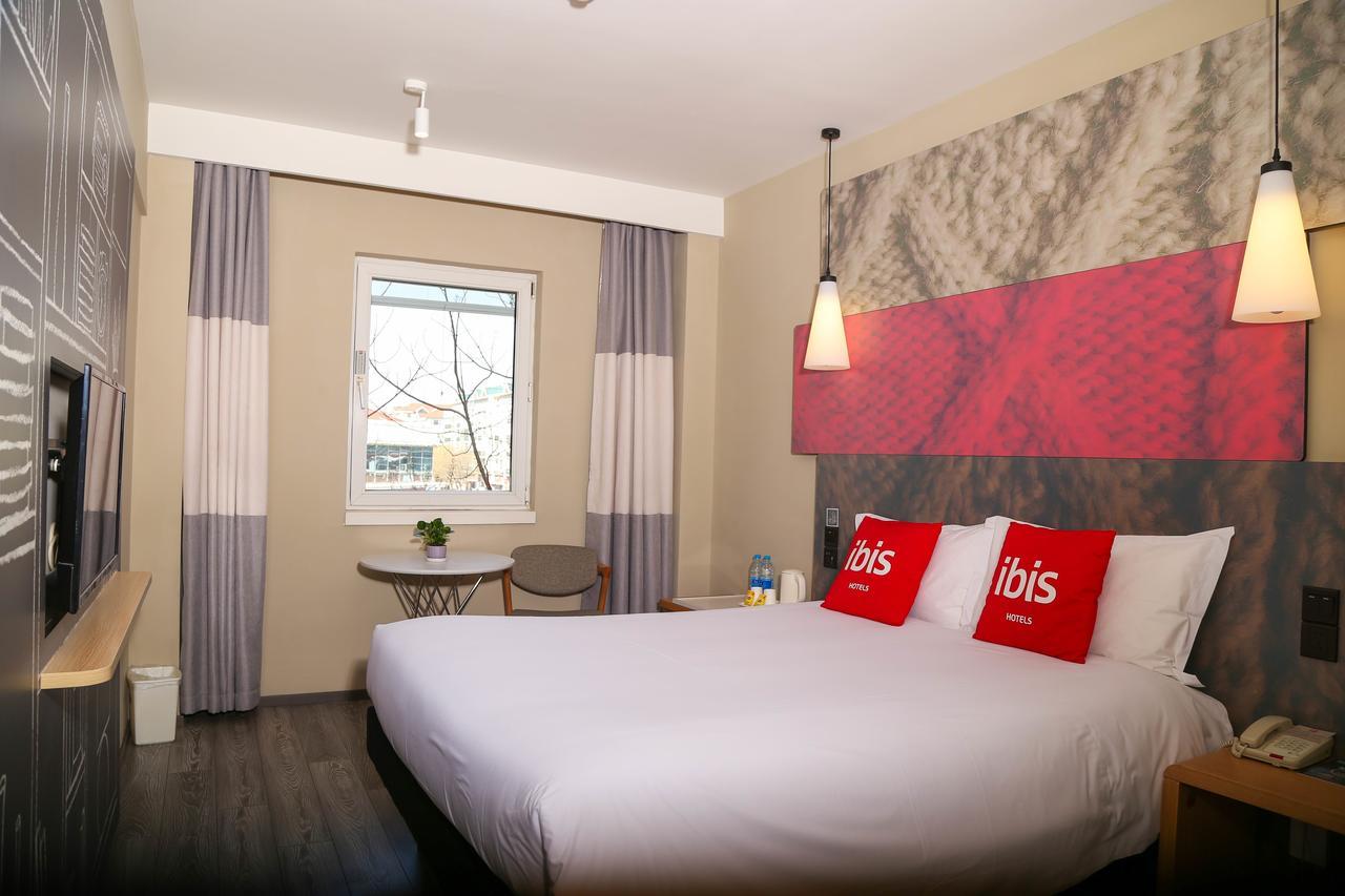Hotel Ibis Tianjin Teda Exterior foto